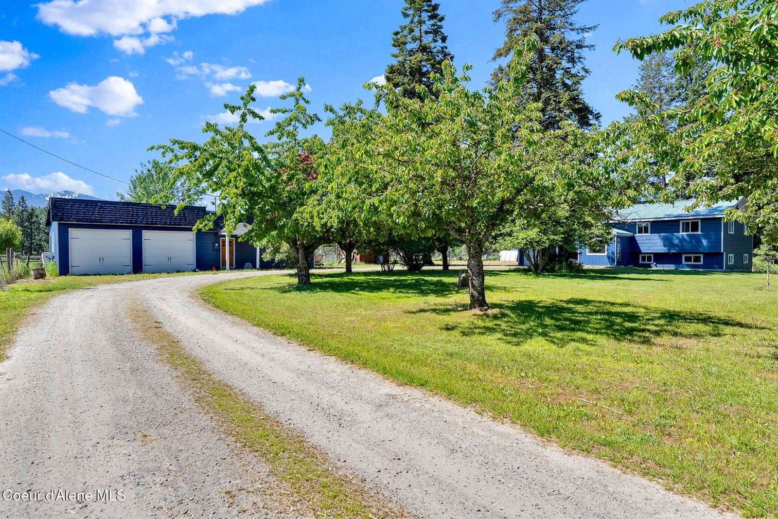 2114 Roosevelt Road, Moyie Springs, ID 83845