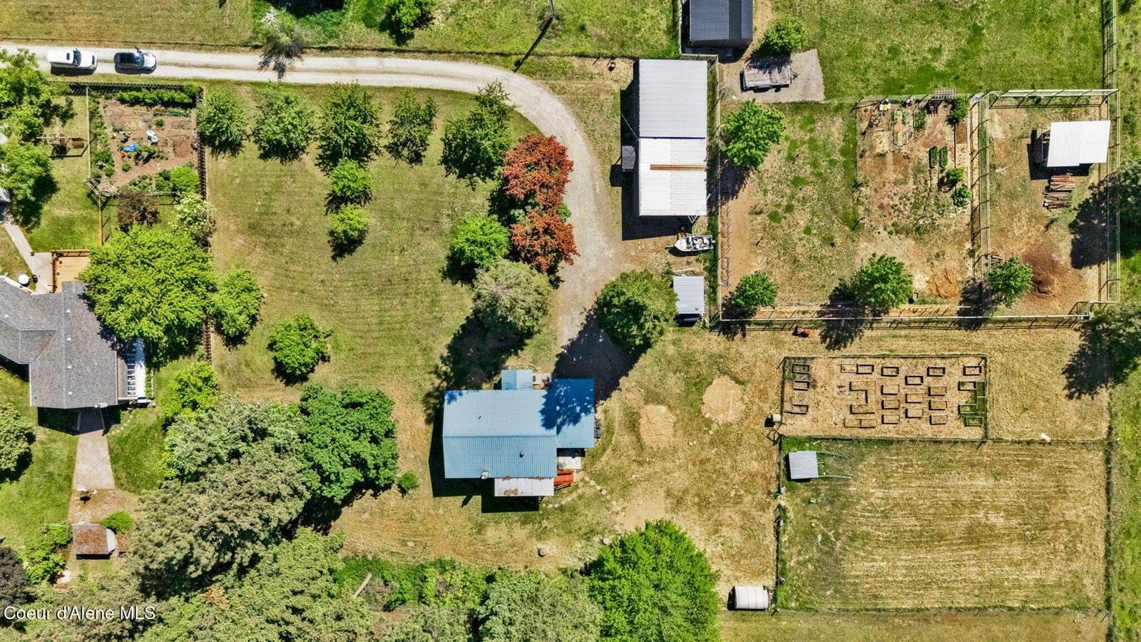 2114 Roosevelt Road, Moyie Springs, ID 83845