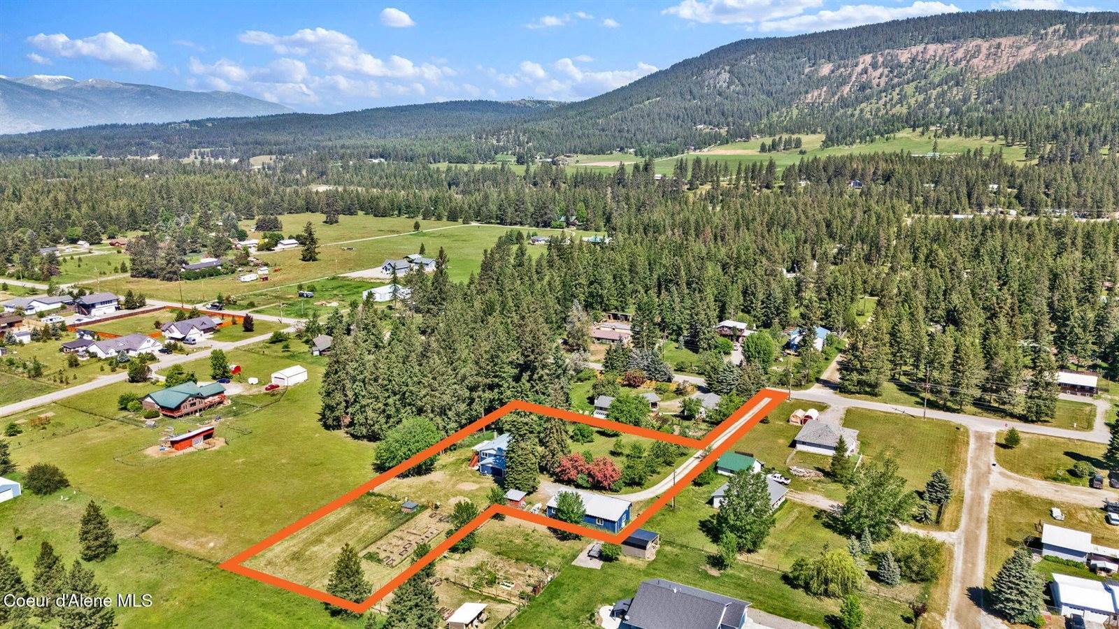 2114 Roosevelt Road, Moyie Springs, ID 83845