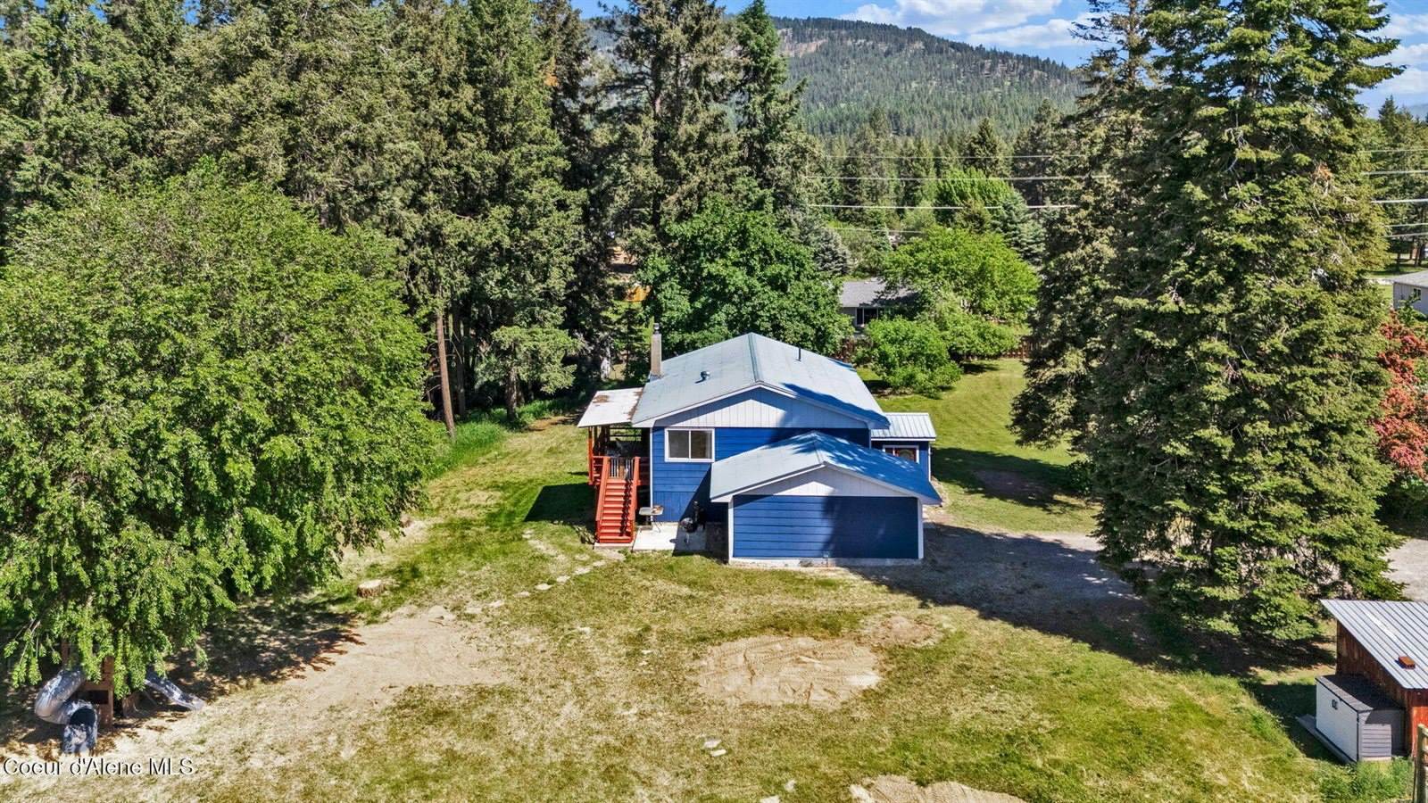 2114 Roosevelt Road, Moyie Springs, ID 83845