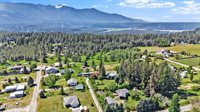 2114 Roosevelt Road, Moyie Springs, ID 83845