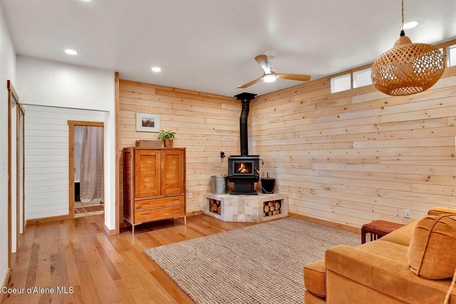 416 Fawn Ln, Bonners Ferry, ID 83805