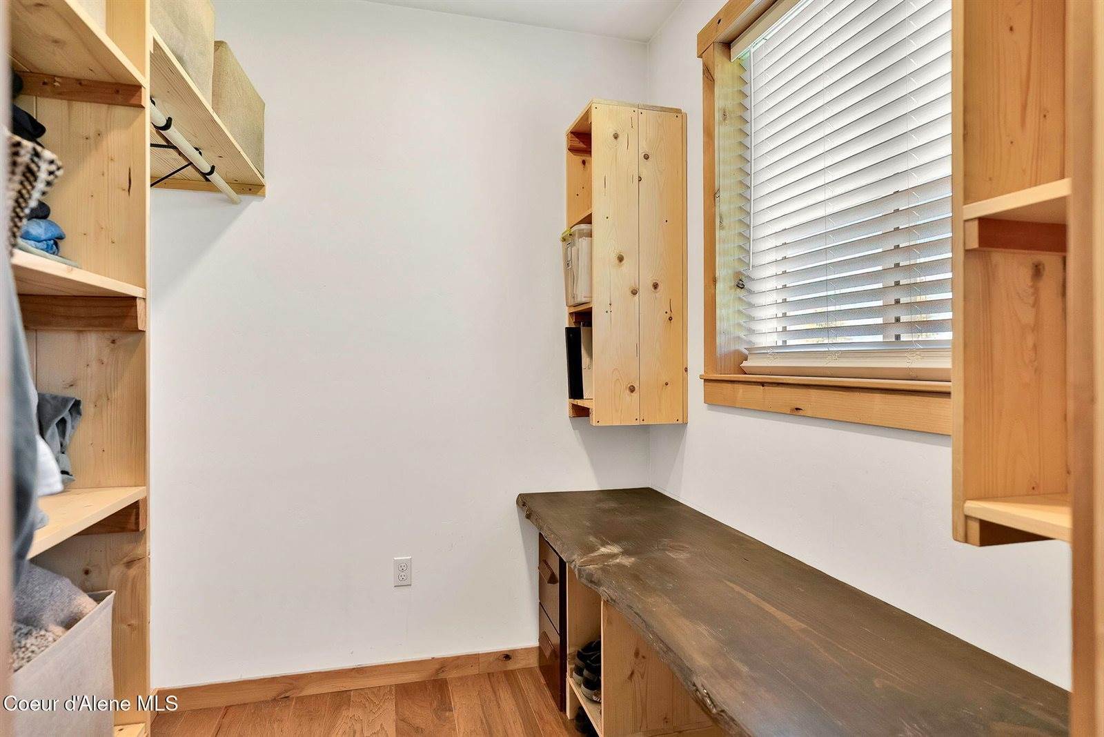 416 Fawn Ln, Bonners Ferry, ID 83805