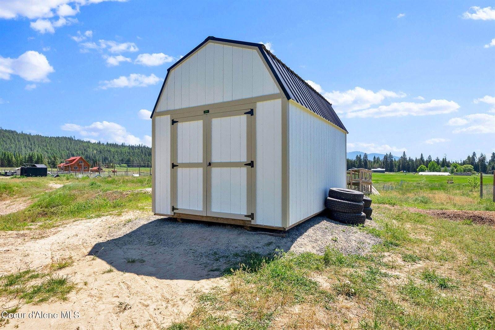 416 Fawn Ln, Bonners Ferry, ID 83805