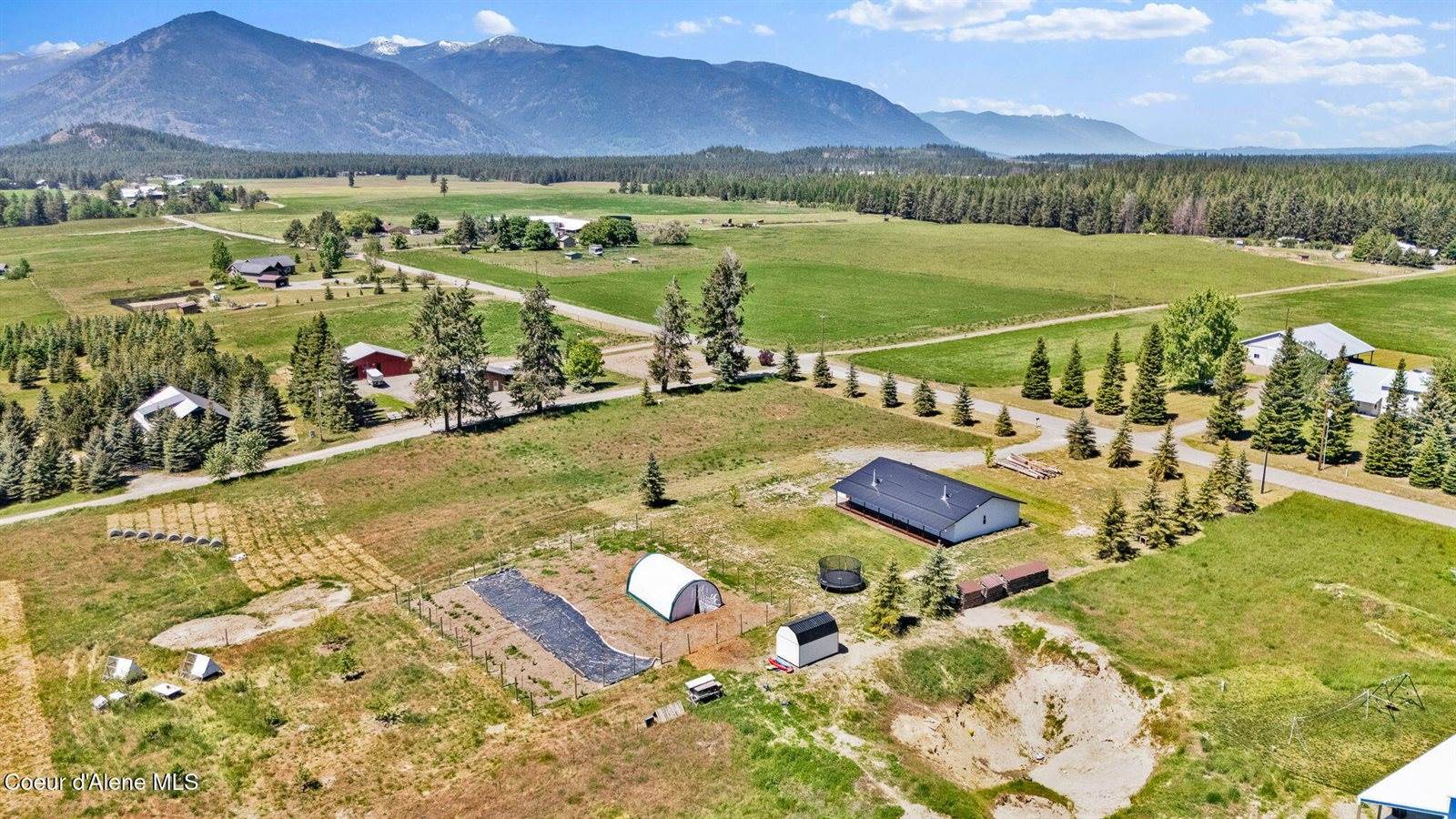 416 Fawn Ln, Bonners Ferry, ID 83805