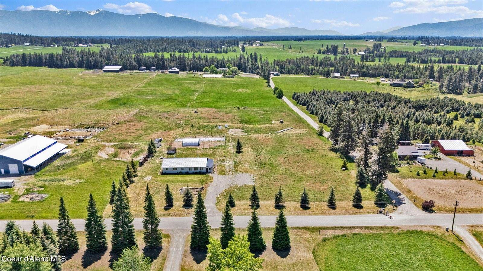 416 Fawn Ln, Bonners Ferry, ID 83805