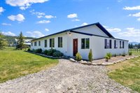 416 Fawn Ln, Bonners Ferry, ID 83805