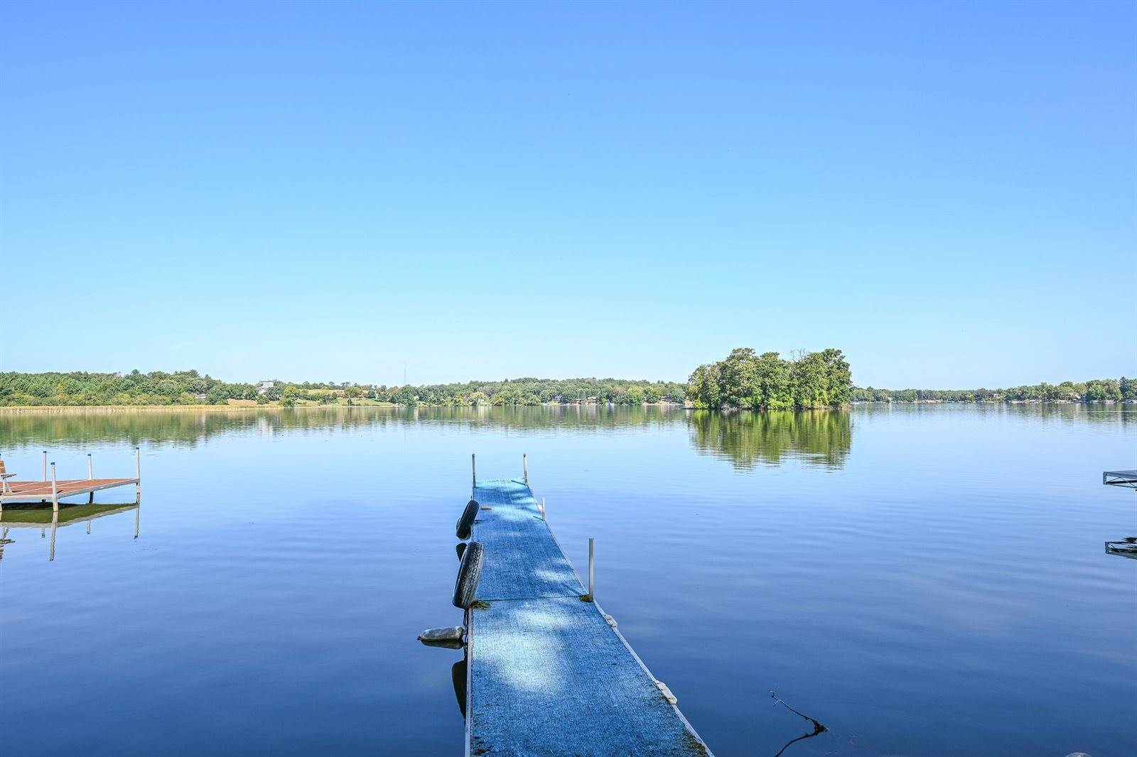 N7049 Oakwood Rd, Whitewater, WI 53190