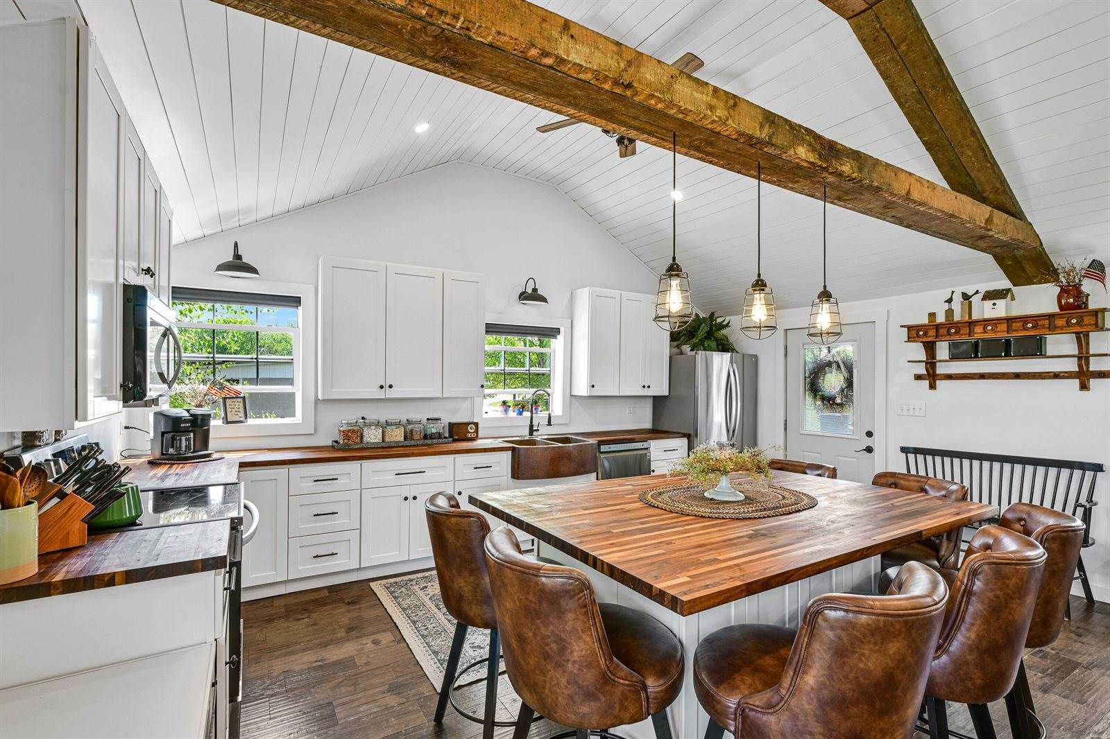 9440 E State Road 59, Milton, WI 53563