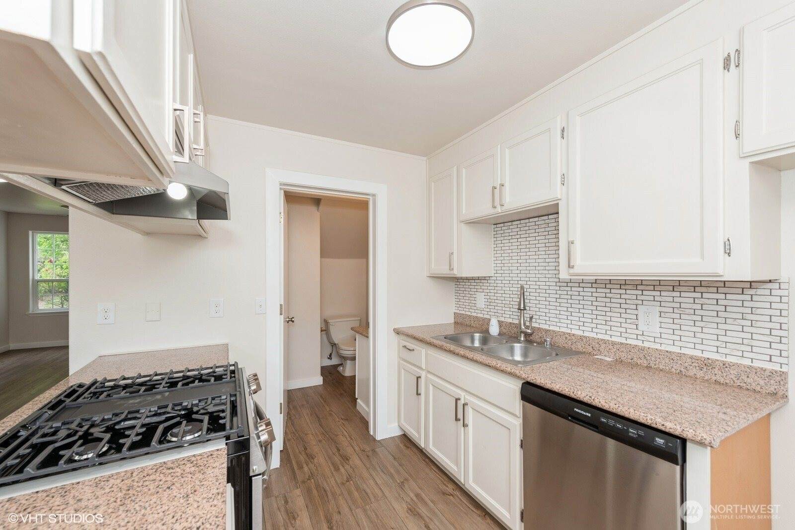 10923 63rd Street East, Puyallup, WA 98372