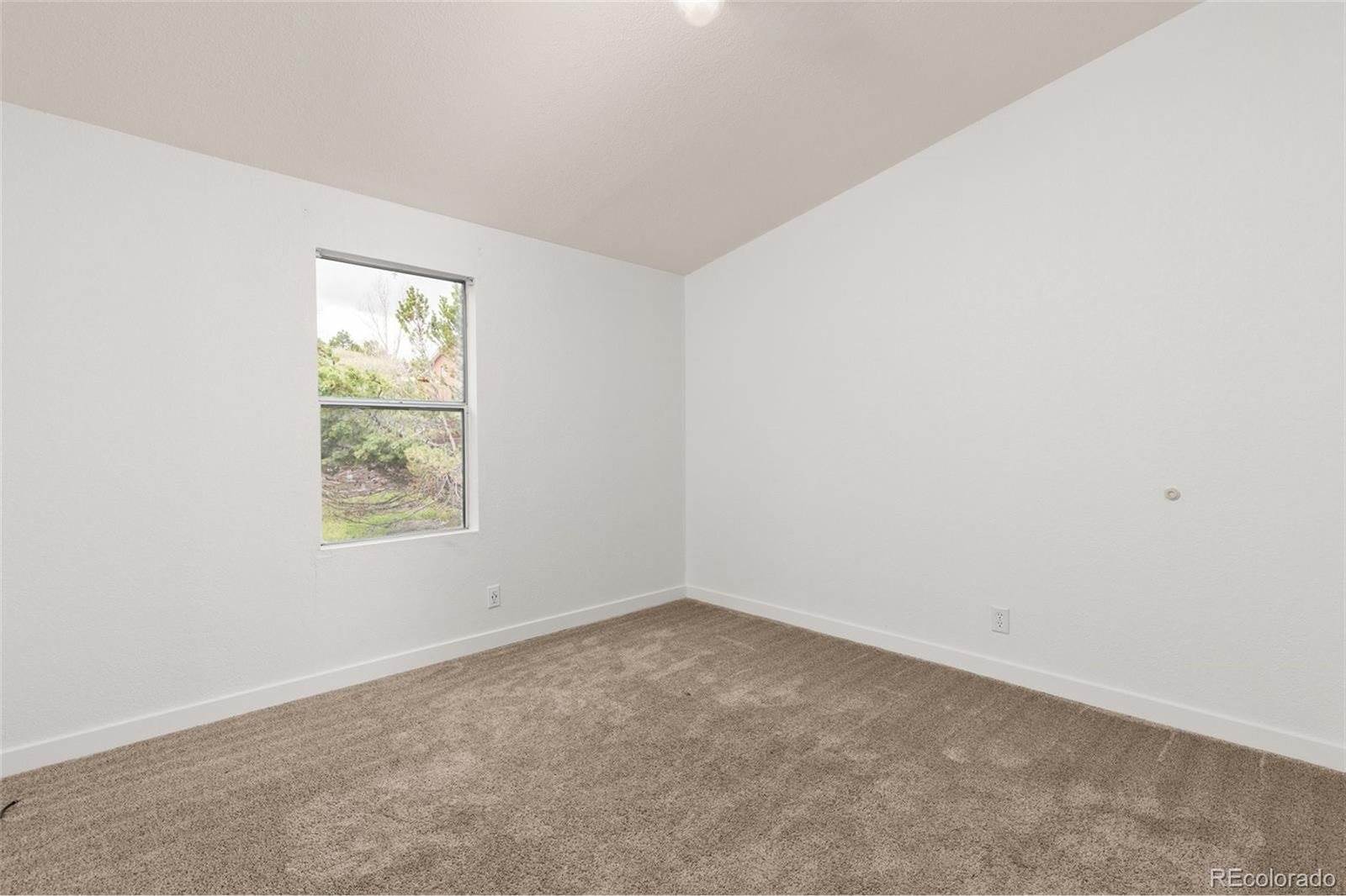 762 South Paddock St, Elizabeth, CO 80107