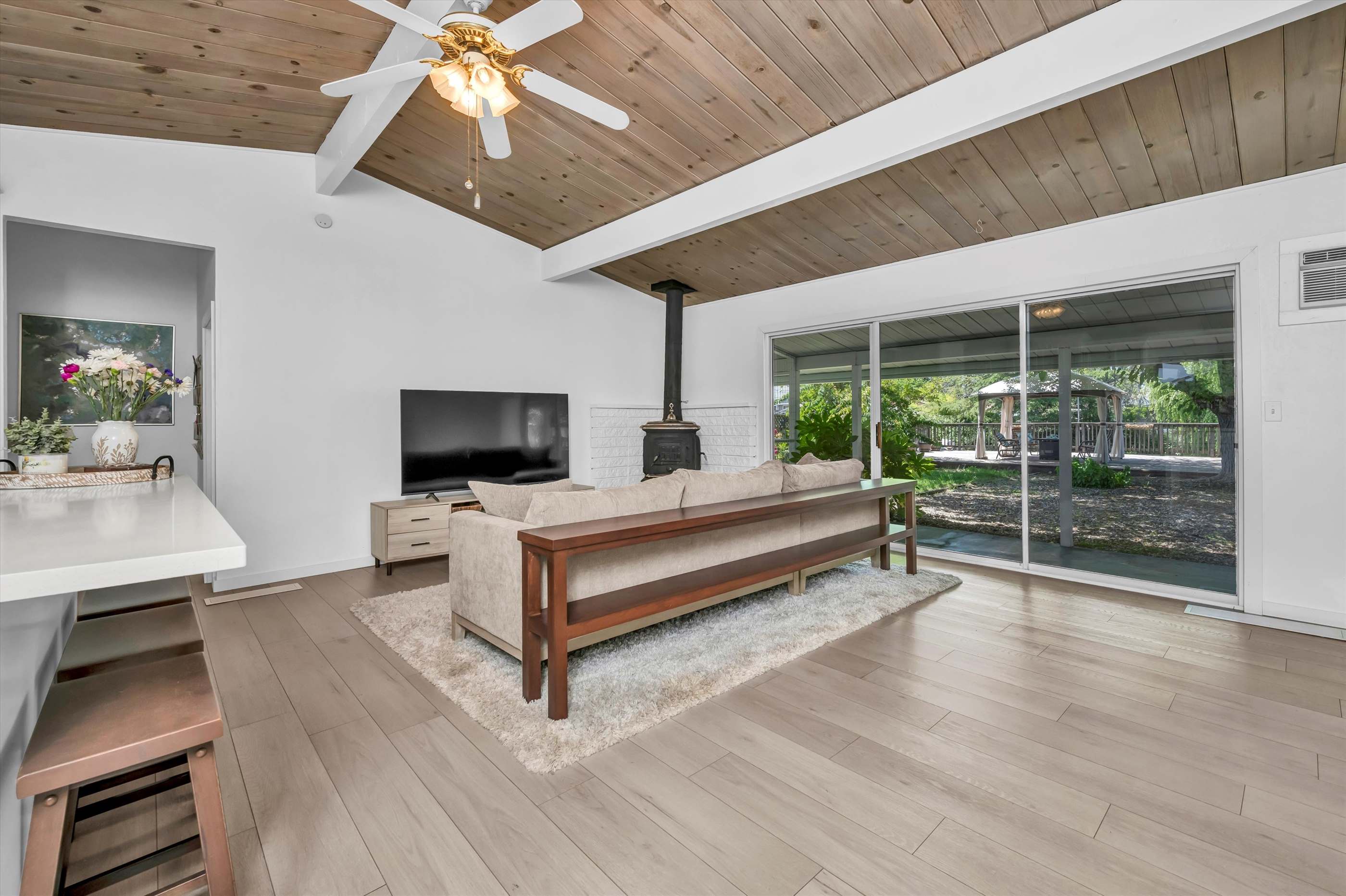 2715 Clipper Lane, Lakeport, CA 95453