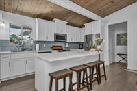 2715 Clipper Lane, Lakeport, CA 95453