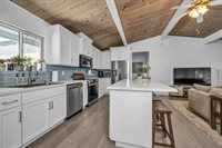 2715 Clipper Lane, Lakeport, CA 95453