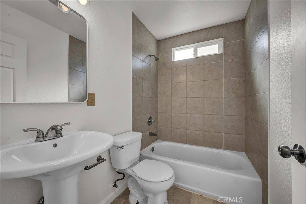 9421 Fairway Drive, Kelseyville, CA 95451