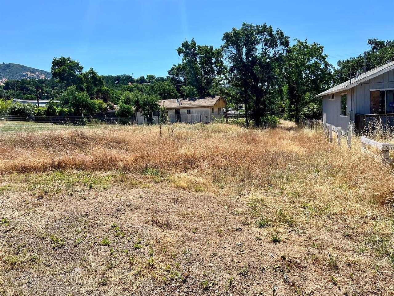 6904 Glenn Street, Nice, CA 95464