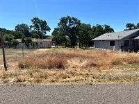 6904 Glenn Street, Nice, CA 95464