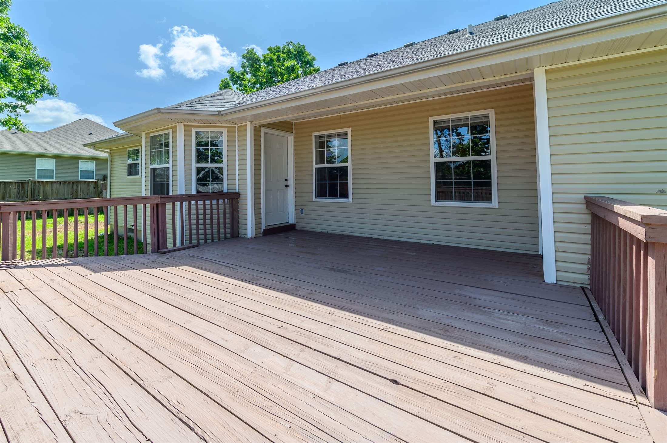 128 Mesa Dr, Waynesville, MO 65583