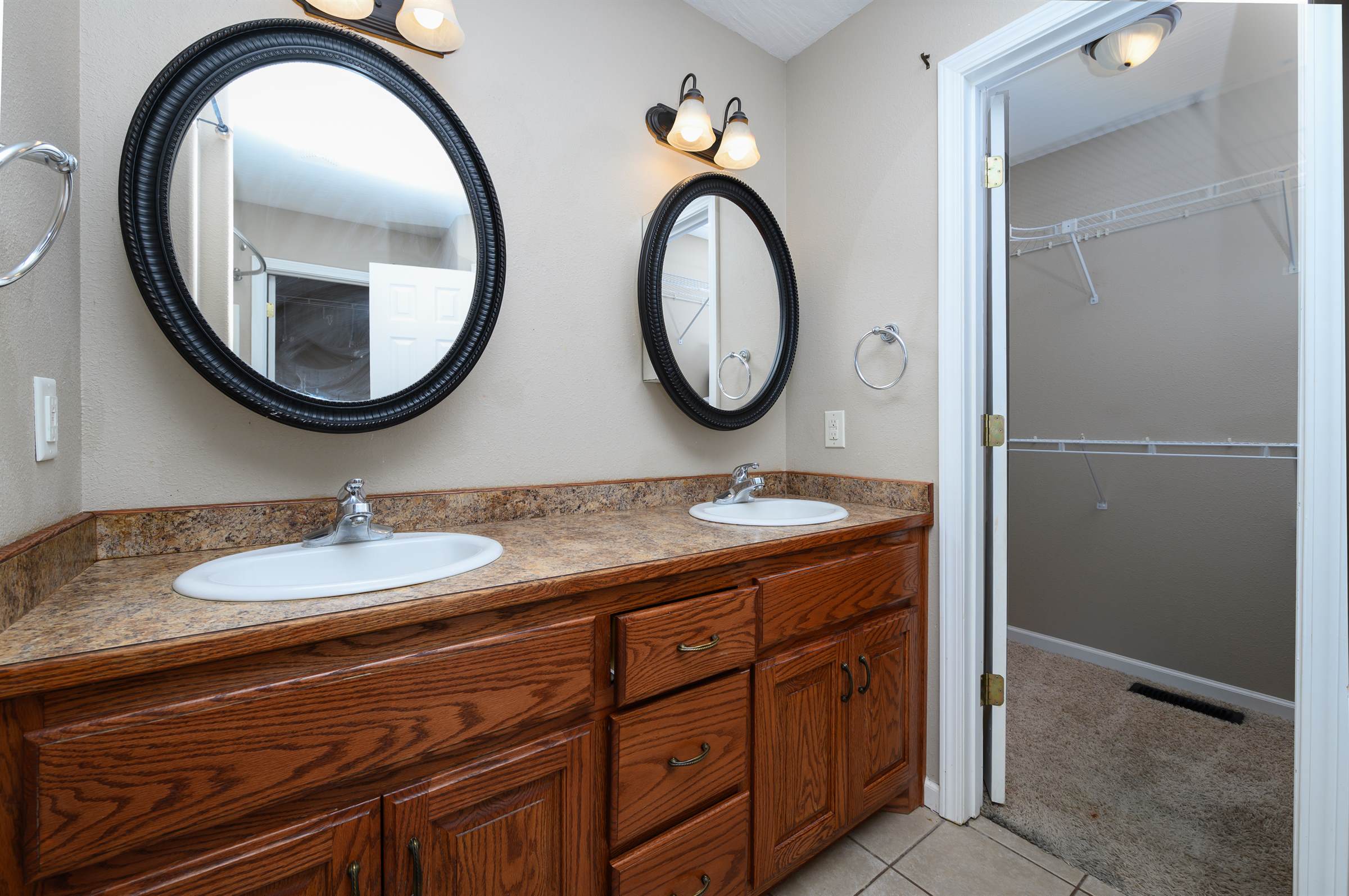 128 Mesa Dr, Waynesville, MO 65583