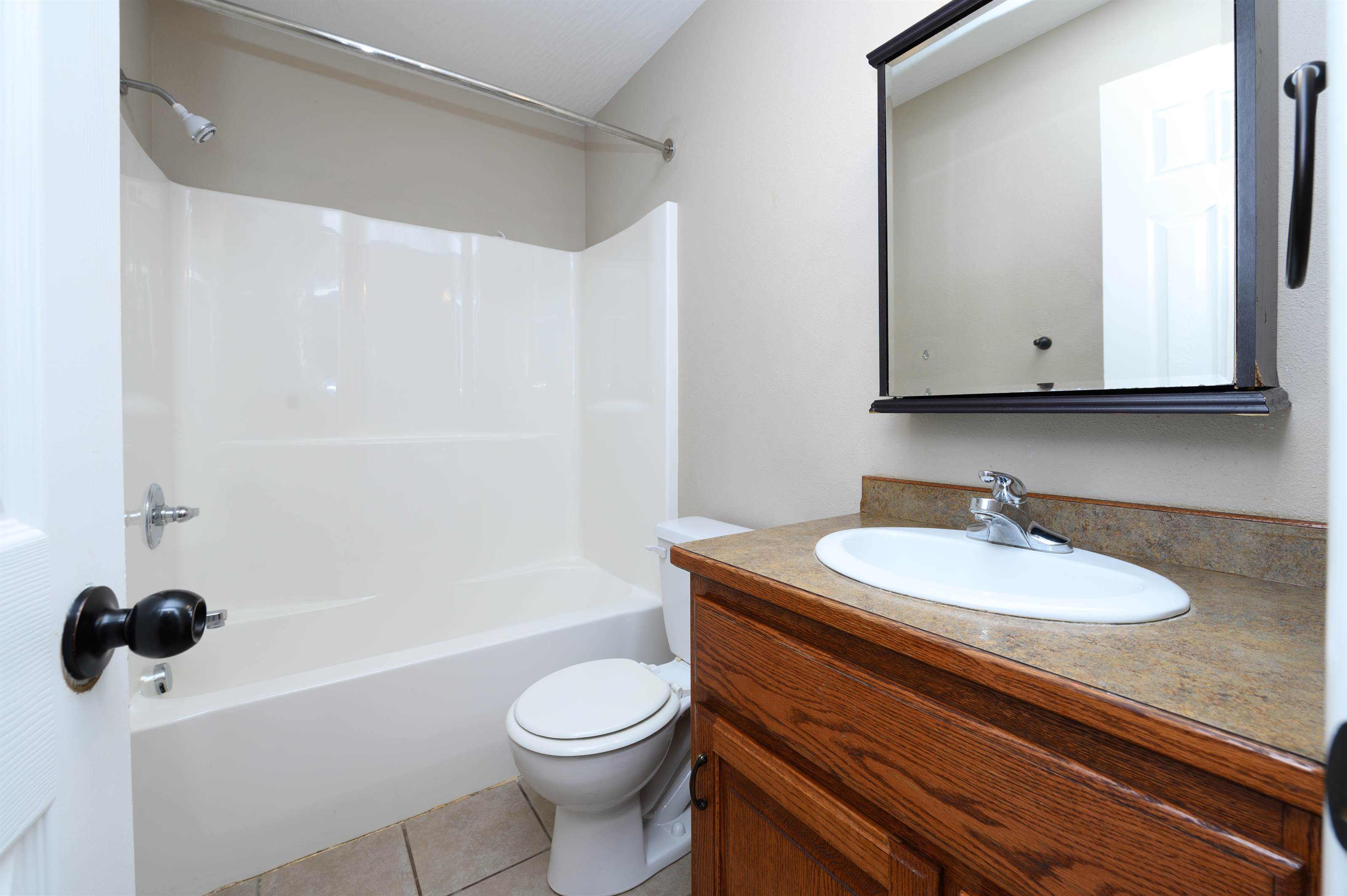 128 Mesa Dr, Waynesville, MO 65583