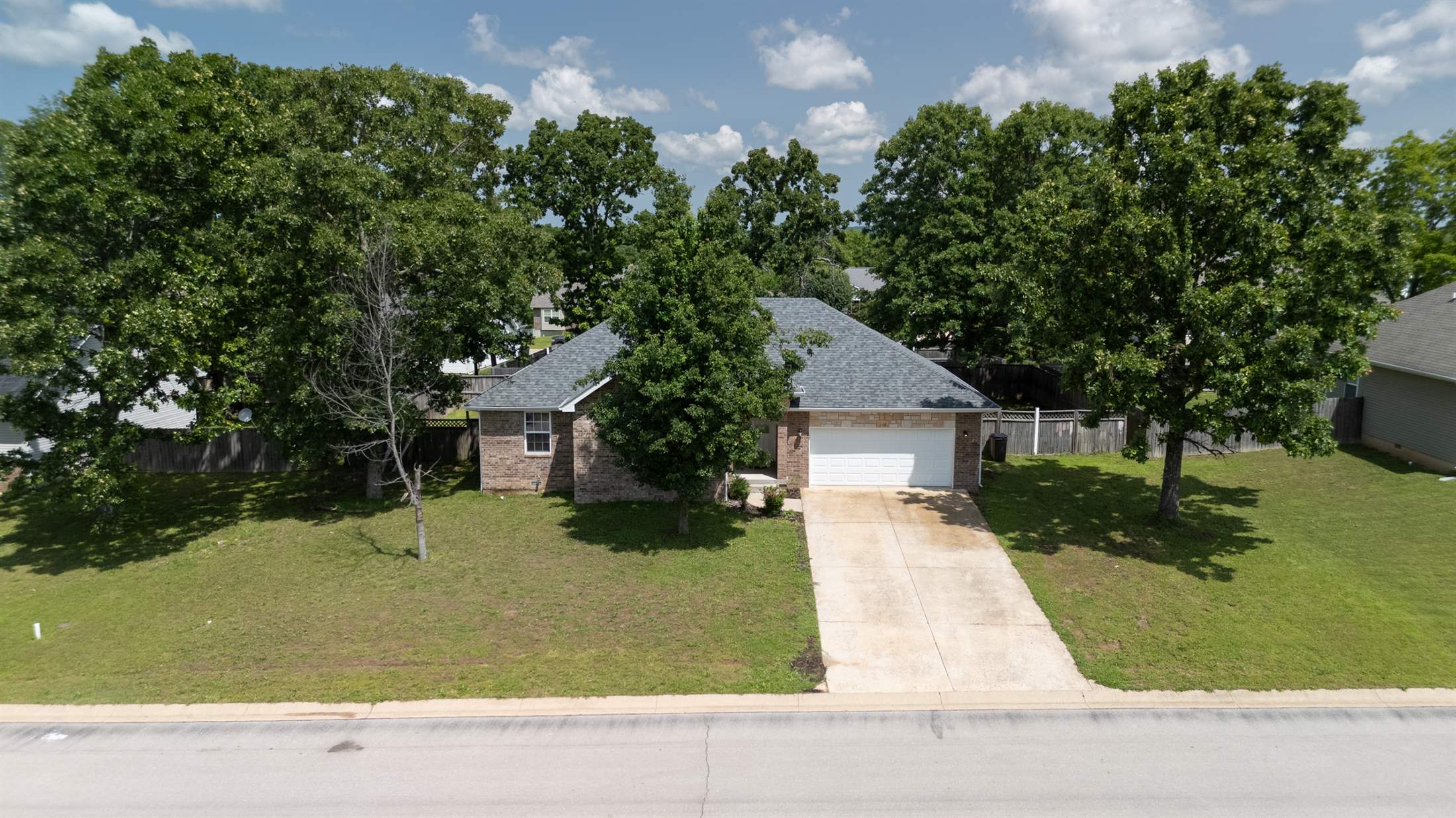 128 Mesa Dr, Waynesville, MO 65583