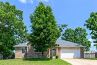 128 Mesa Dr, Waynesville, MO 65583