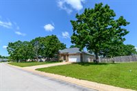 128 Mesa Dr, Waynesville, MO 65583