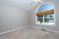 128 Mesa Dr, Waynesville, MO 65583