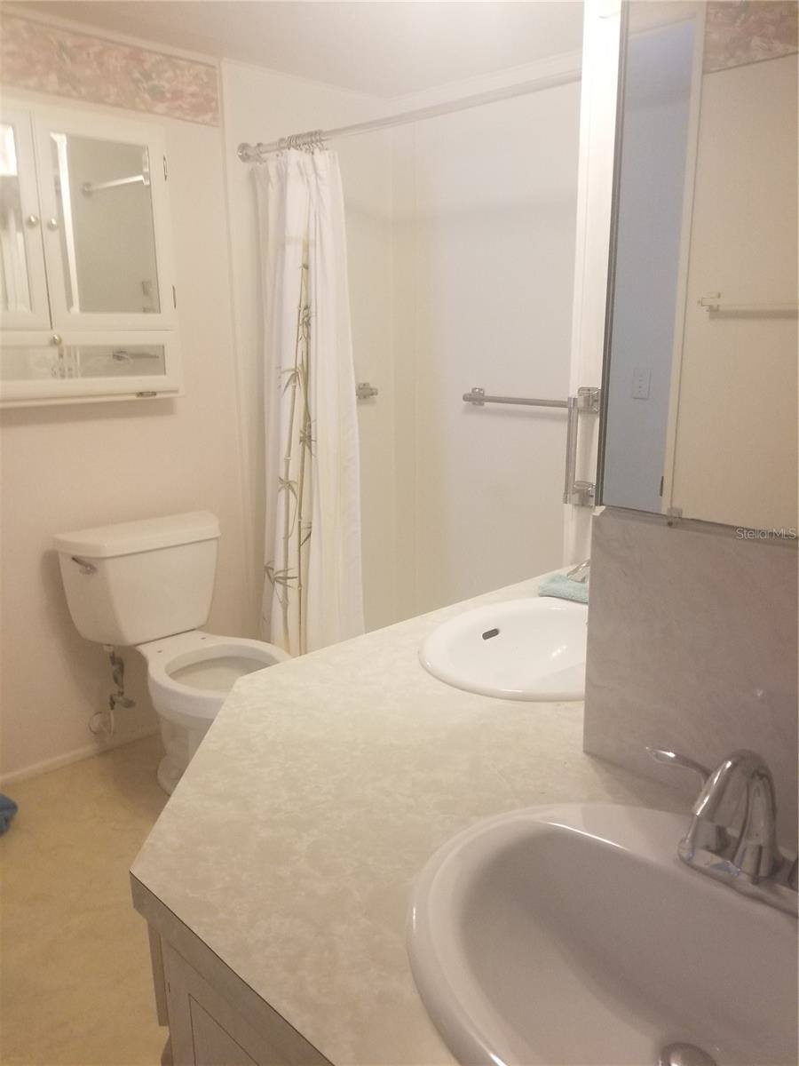 11211 101ST Way, #123, Largo, FL 33773