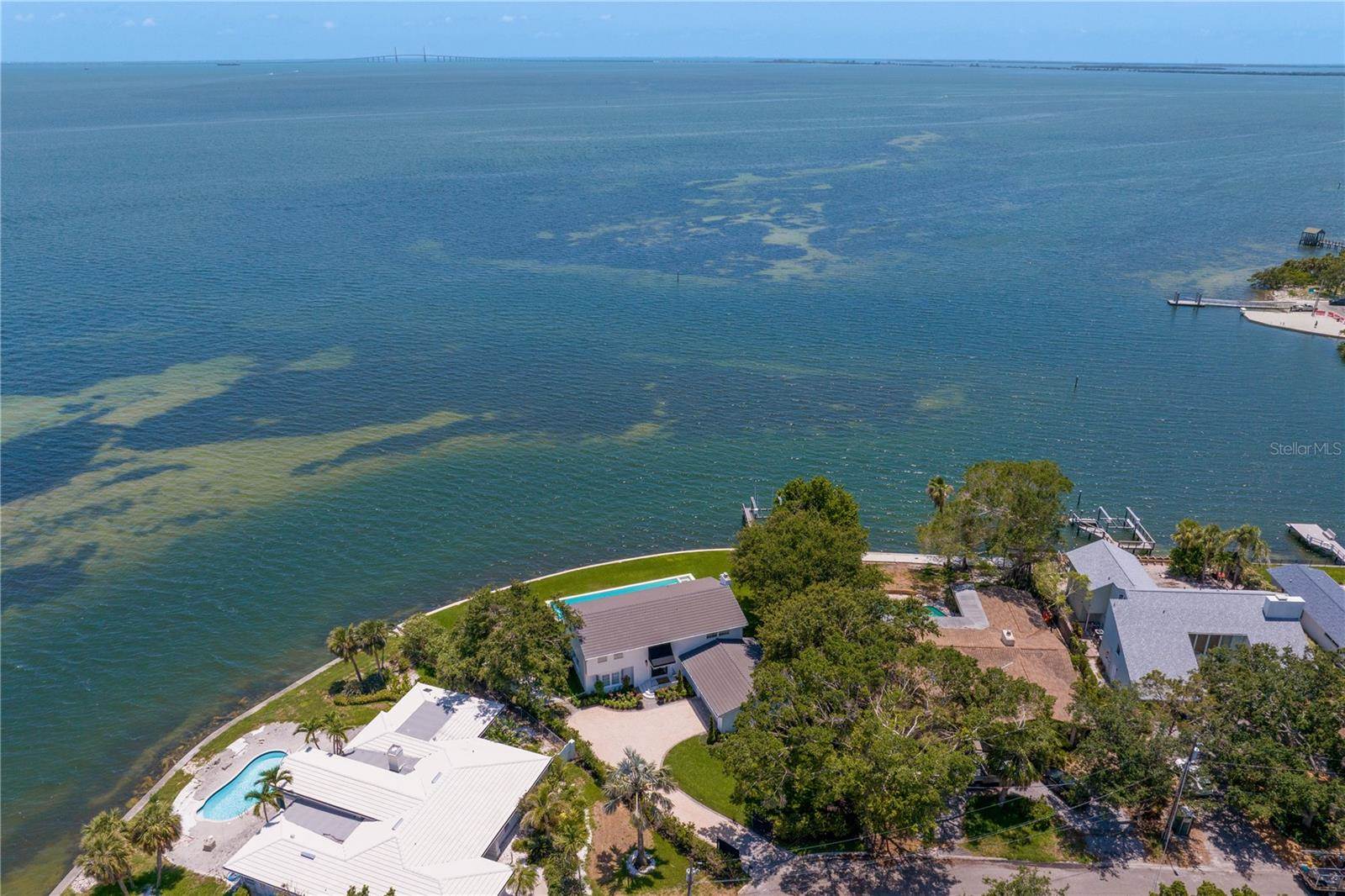 218 Colony Point Road South, Saint Petersburg, FL 33705