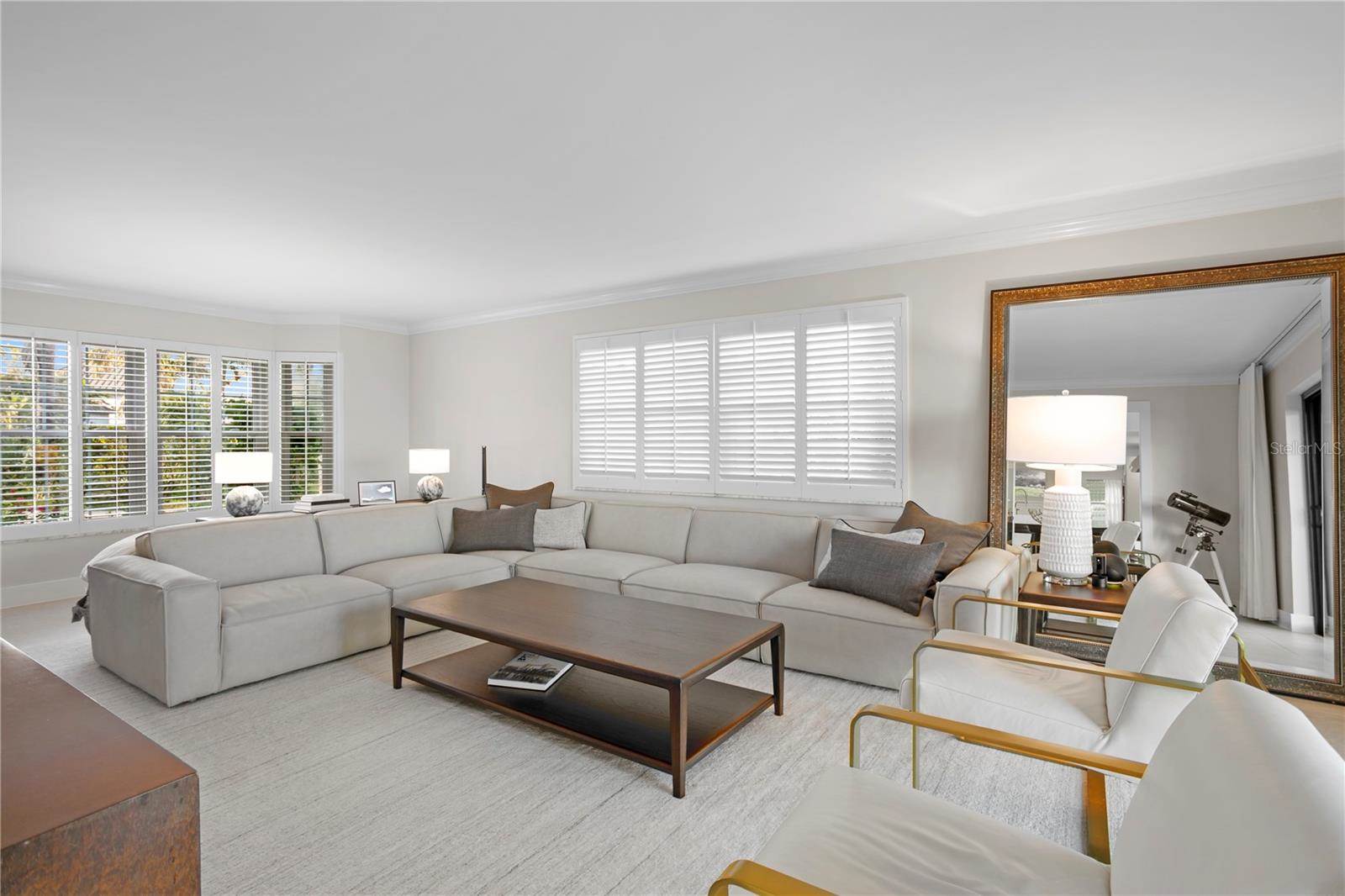 218 Colony Point Road South, Saint Petersburg, FL 33705