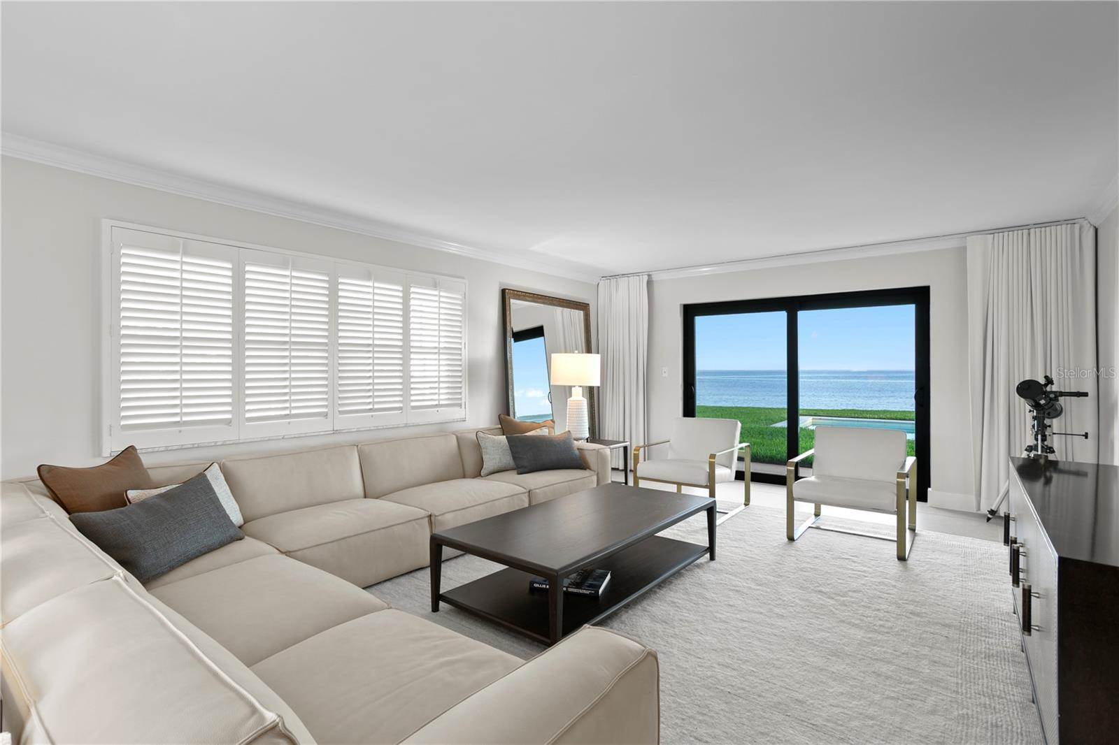 218 Colony Point Road South, Saint Petersburg, FL 33705