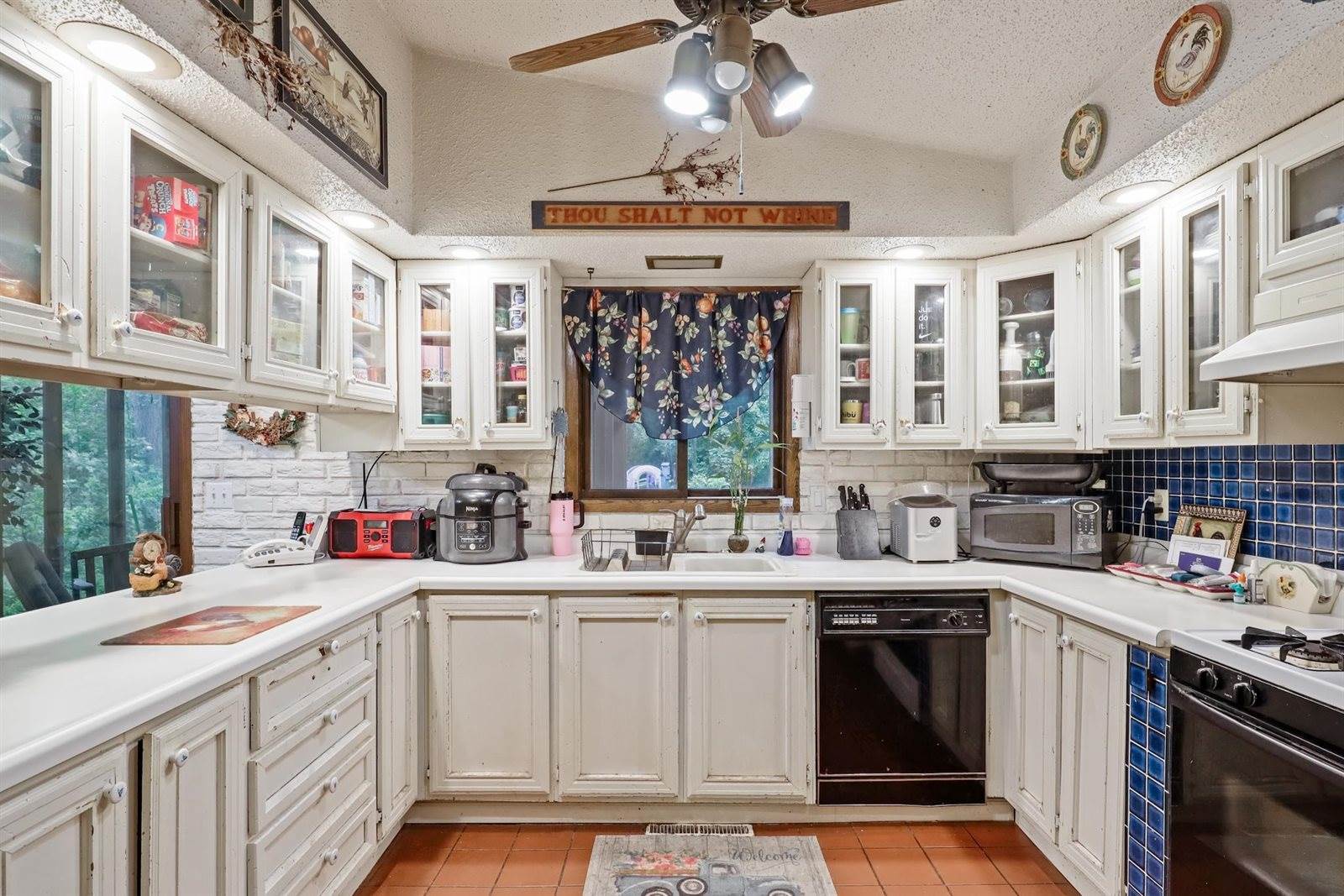 2720 Parkway Court, Wisconsin Rapids, WI 54494