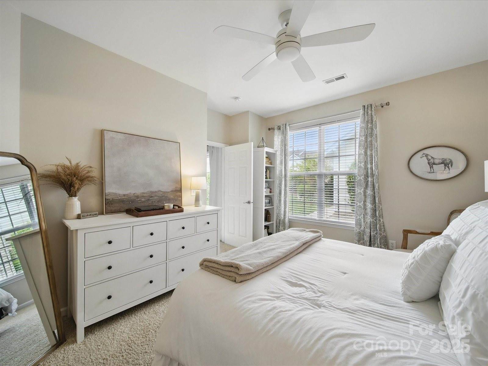 1061 Woodglen Lane, Matthews, NC 28104