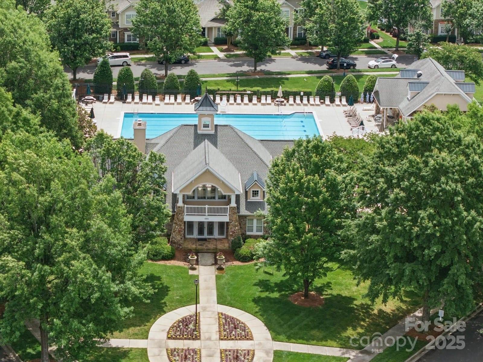 1061 Woodglen Lane, Matthews, NC 28104