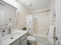 1061 Woodglen Lane, Matthews, NC 28104