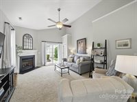 1061 Woodglen Lane, Matthews, NC 28104