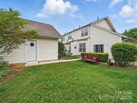 1061 Woodglen Lane, Matthews, NC 28104