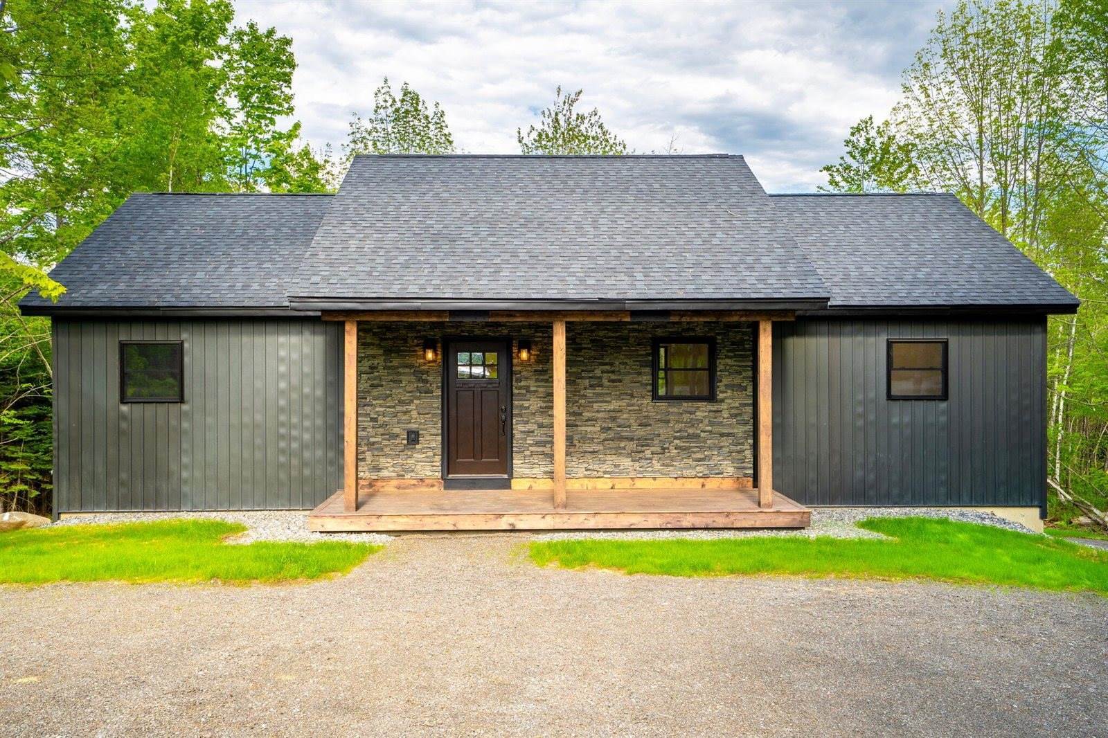 734 Main Road, Charleston, ME 04422