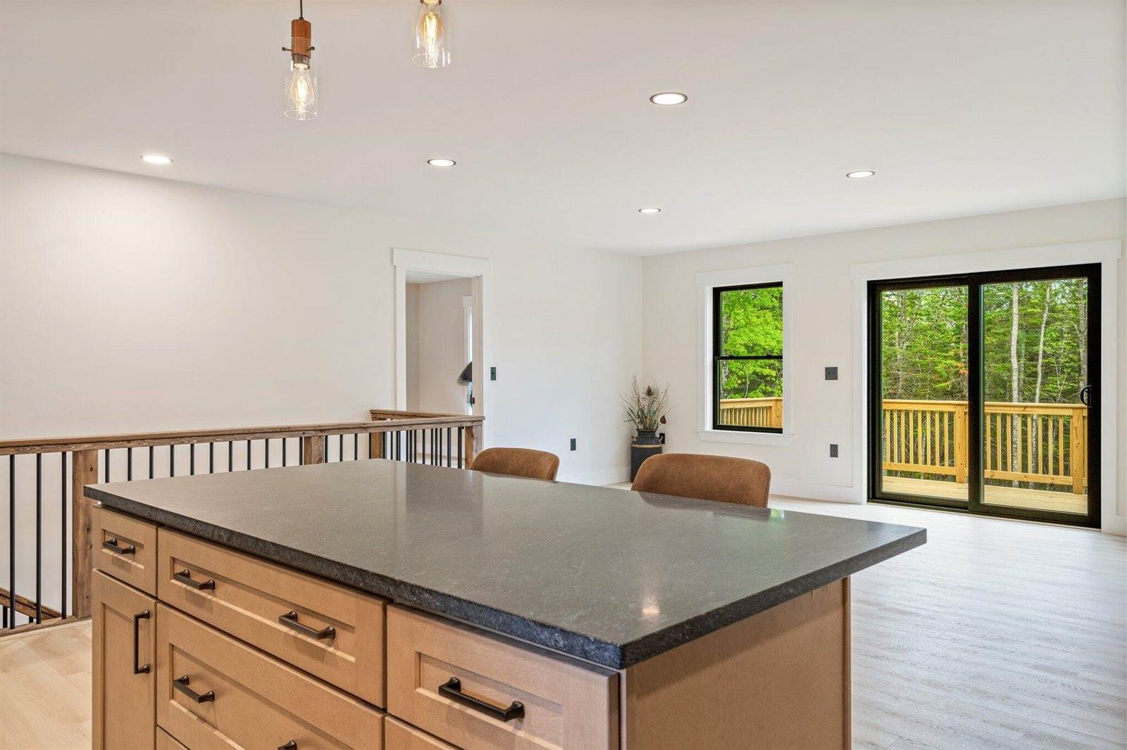 734 Main Road, Charleston, ME 04422