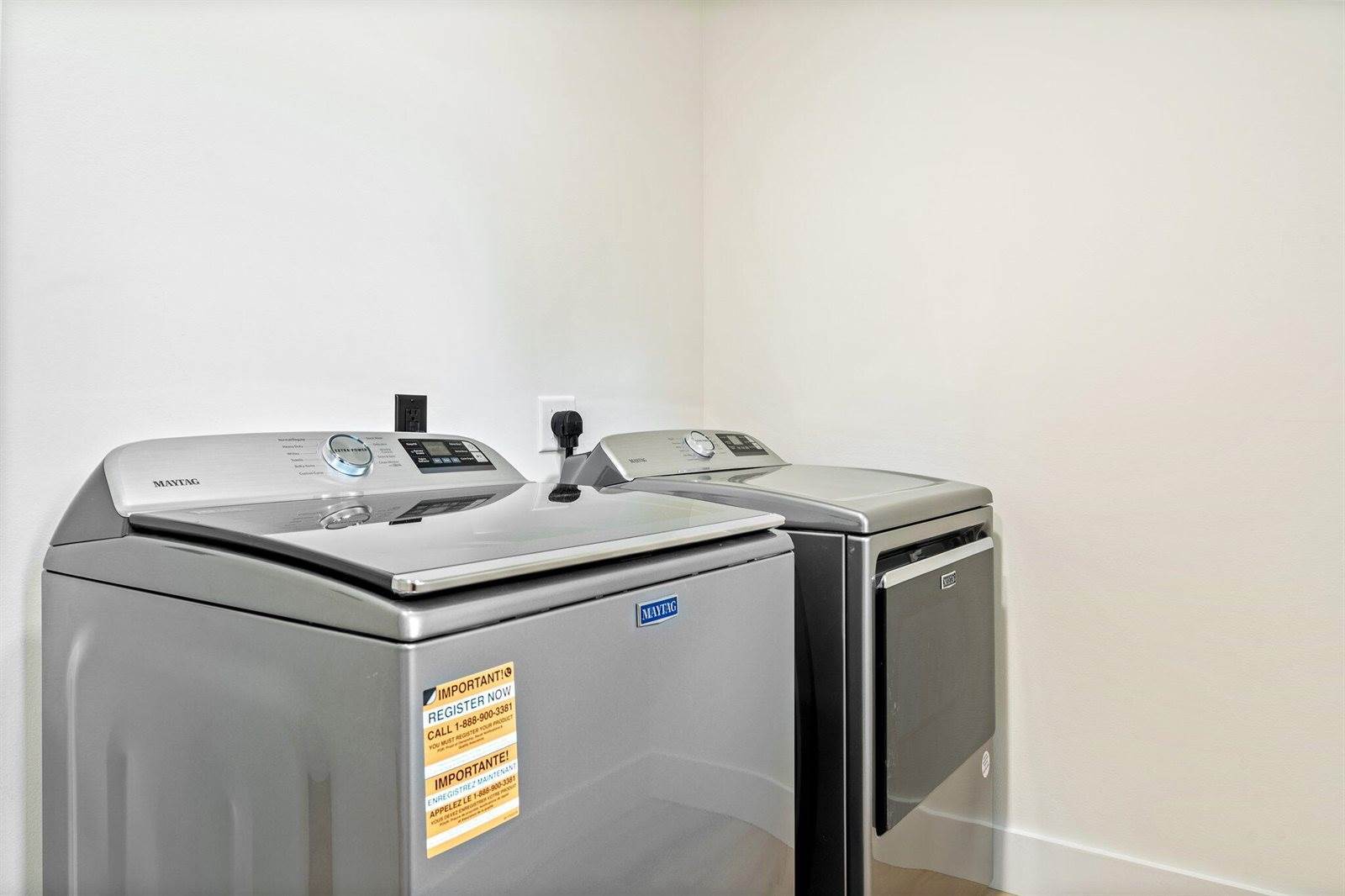 734 Main Road, Charleston, ME 04422