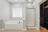 6618 Alexander Road, Charlotte, NC 28270