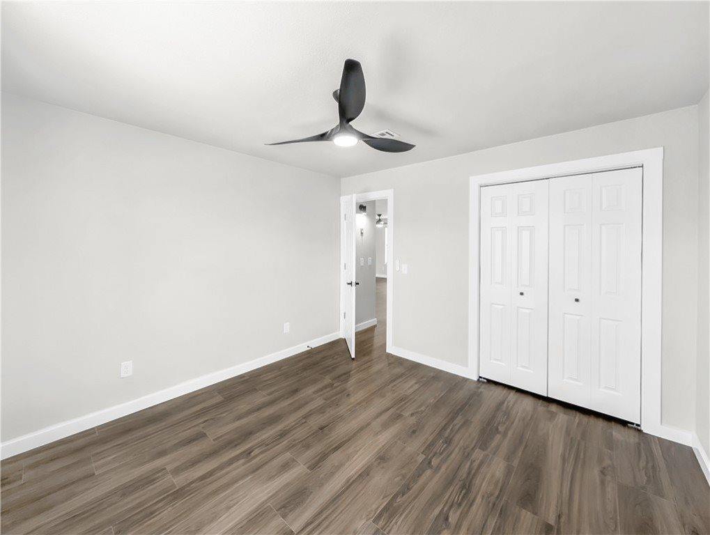 104 Red Fox Road, Gravette, AR 72736