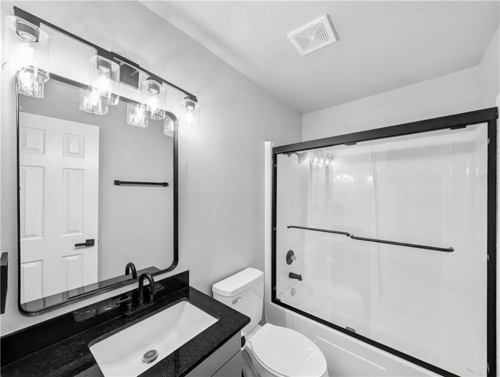 104 Red Fox Road, Gravette, AR 72736