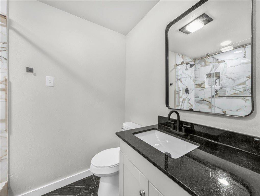 104 Red Fox Road, Gravette, AR 72736