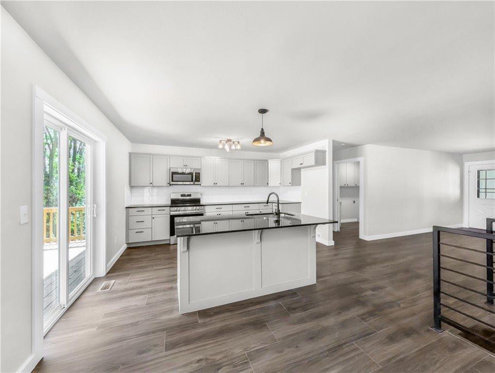 104 Red Fox Road, Gravette, AR 72736