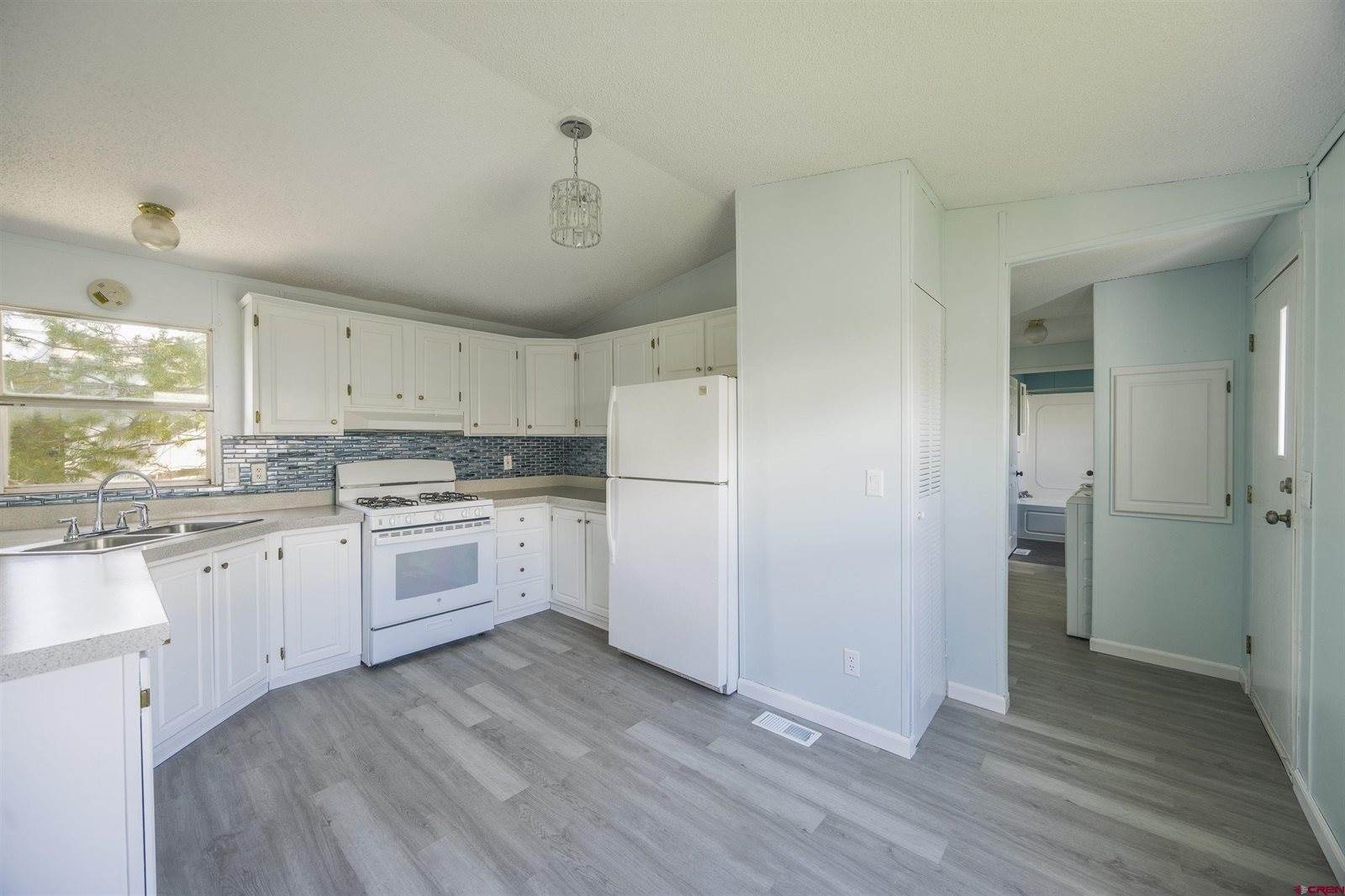 901 6530 Road, Montrose, CO 81401