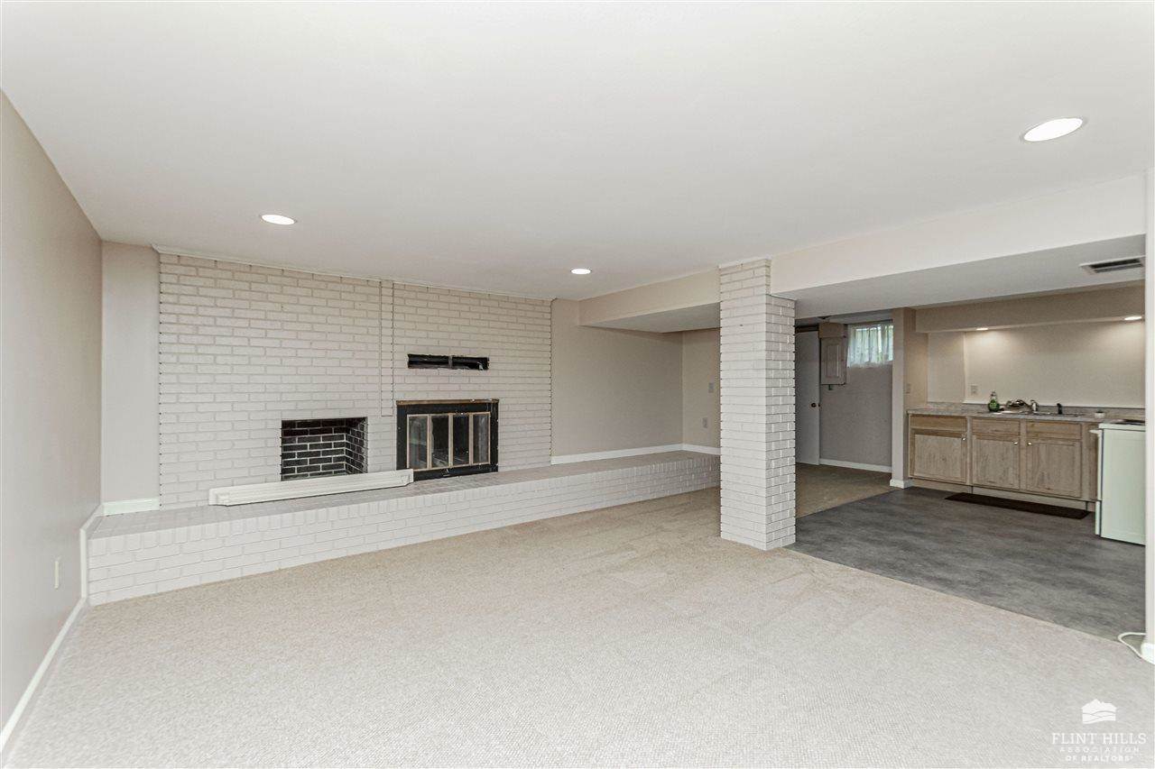 510 Coronado Drive, Junction City, KS 66441