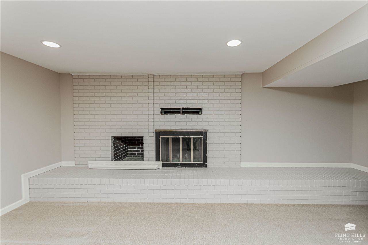 510 Coronado Drive, Junction City, KS 66441