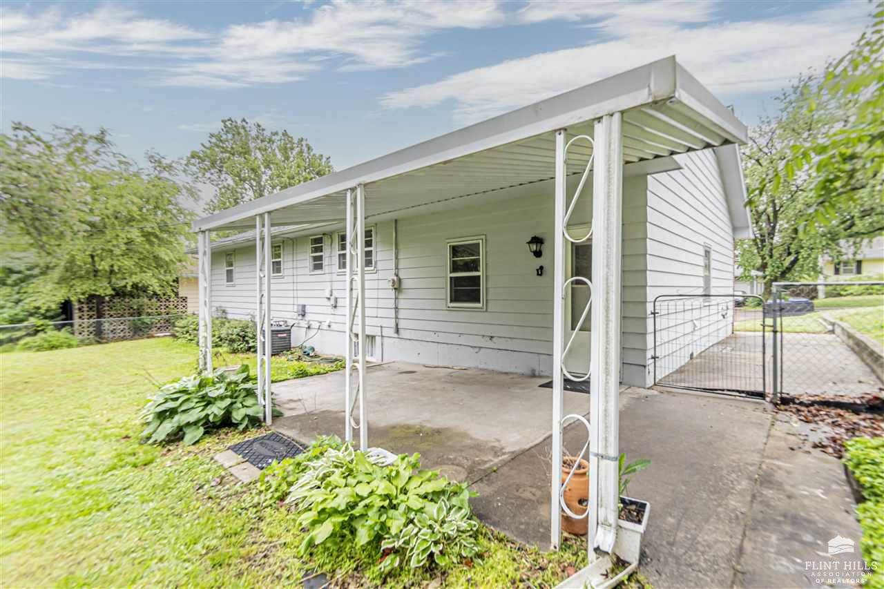 510 Coronado Drive, Junction City, KS 66441